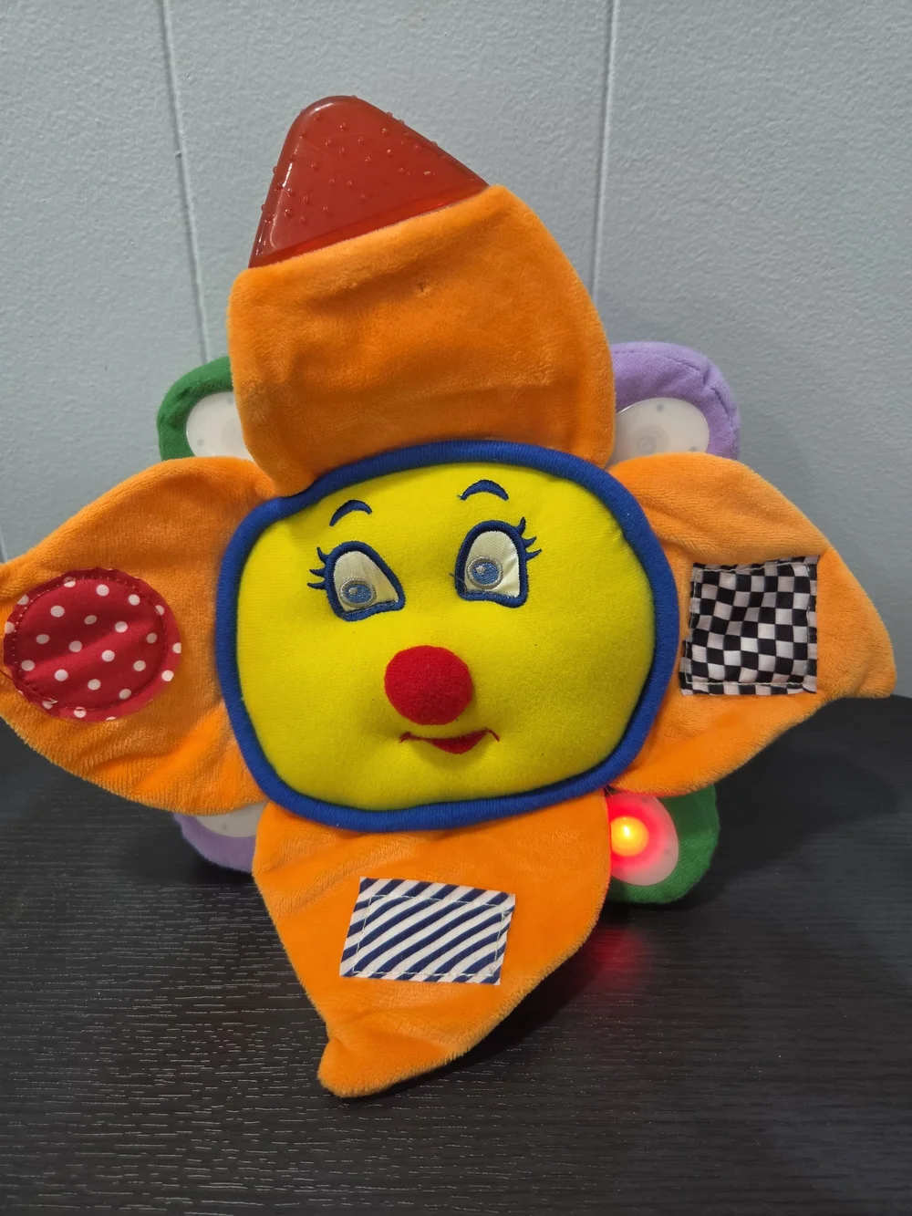 Neurosmith/Small World Toys Sunshine Symphony Developmental Infant Musical Plush